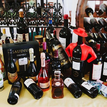 فندق La Codorniz طريفة المظهر الخارجي الصورة